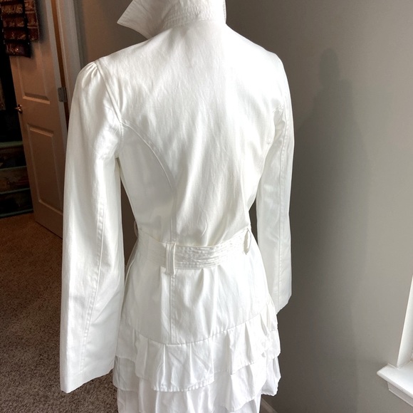 White Spring Trench Coat - Picture 6 of 12